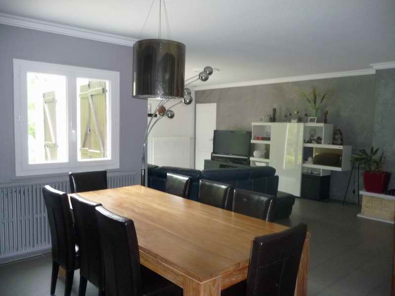 Maison plain pied 160m² 4 chambres 3000m² de terrain sur Cestas réjouit