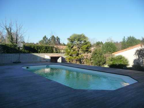 maison avec grande piscine proche pessac