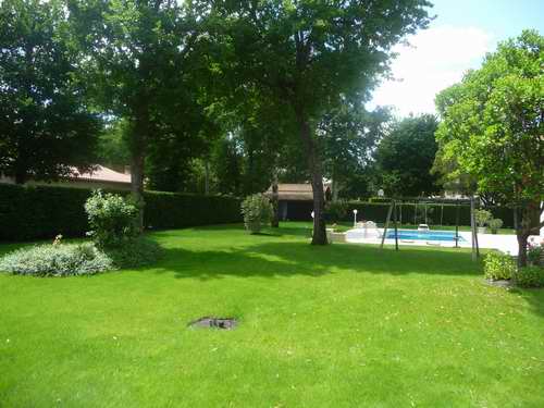 maison avec piscine et grand jardin à Cestas rejouit