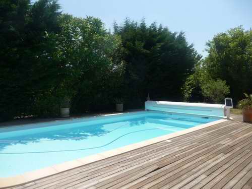 MAISON 5 CHAMBRES 270M² SUR 1495M² AVEC PISCINE CESTAS GAZINET