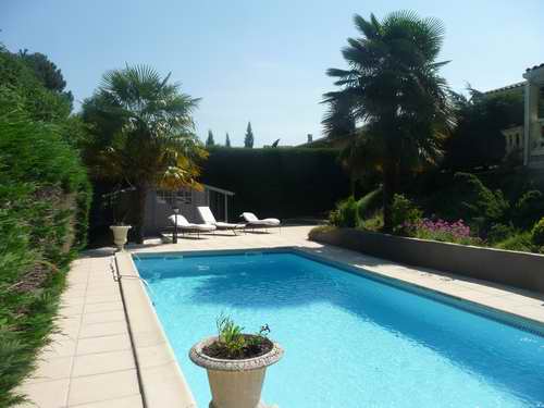 Maison 122m², 4 chambres sur  870m² avec piscine CESTAS bourg