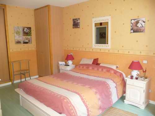 MAISON PLAIN PIED 188M², 5 CHAMBRES, 3000M² DE TERRAIN CESTAS REJOUIT