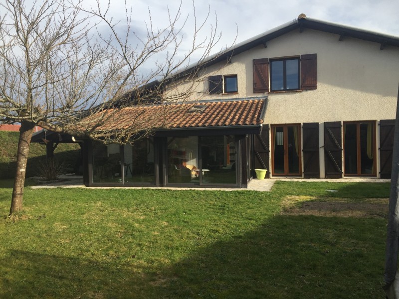 Maison traditionnelle à étage, CESTAS Réjouit, 160m², 4 chambres sur 728m² de jardin clos et arboré