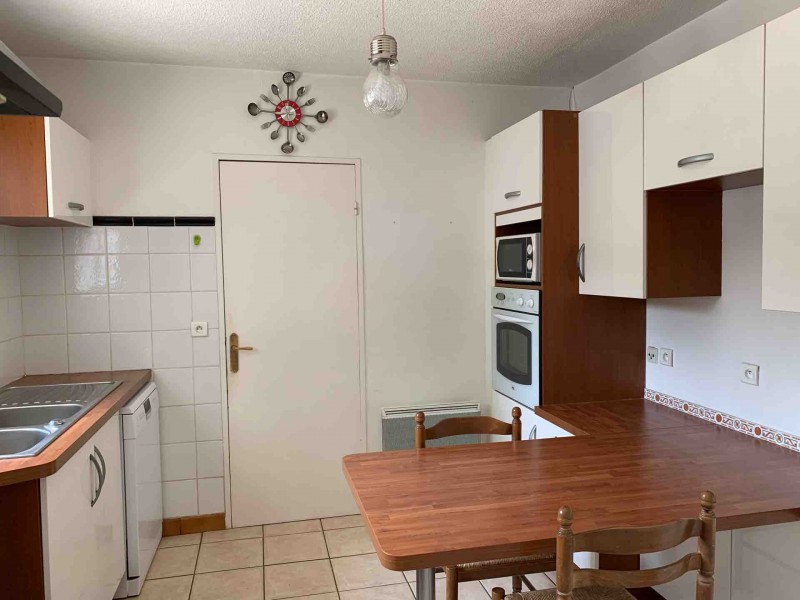 maison avec grande cuisine a vendre a cestas