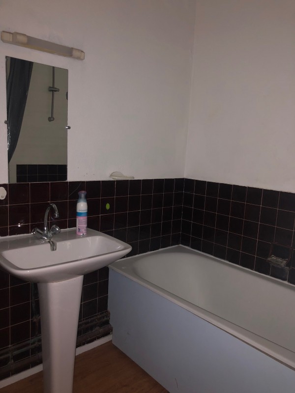 GRADIGNAN, appartement T2 de 44.73m² avec balcon, parking