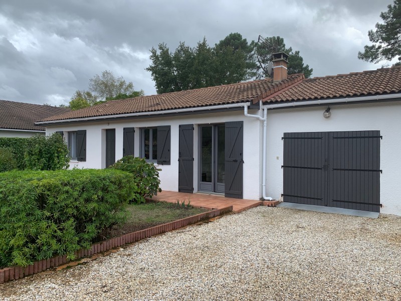 Maison individuelle de plain-pied, 80m² environ, CESTAS Réjouit, 2 chambres, garage et parcelle de 1055m²