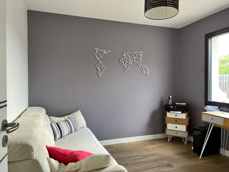 CESTAS, maison de plain pied de 137m², en parfait état, 4 chambres, parcelle de 1026m² avec piscine et garage