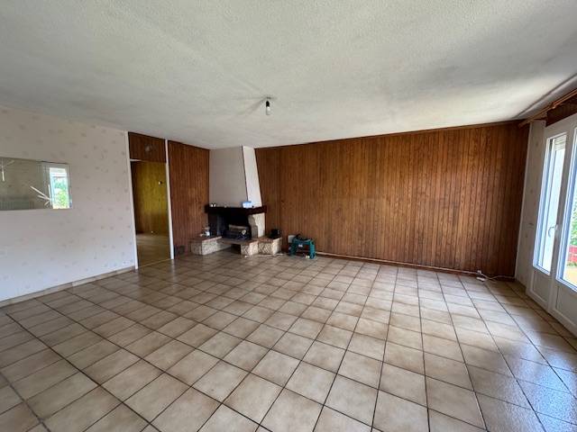 Maison avec 4 chambres et jardin