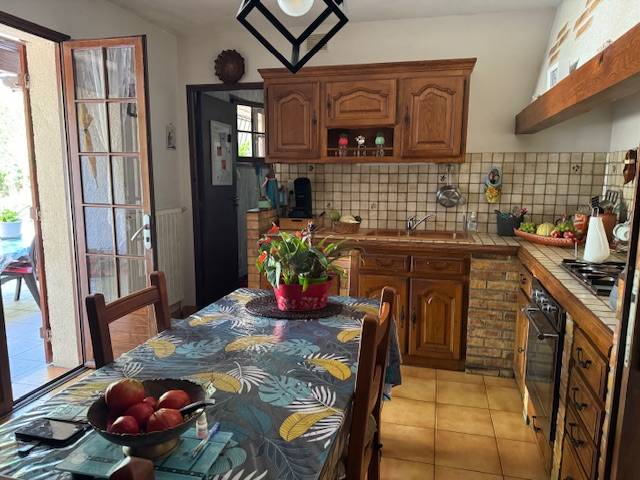 CESTAS , maison individuelle à étage de 152m² avec 4 chambres, jardin et garage