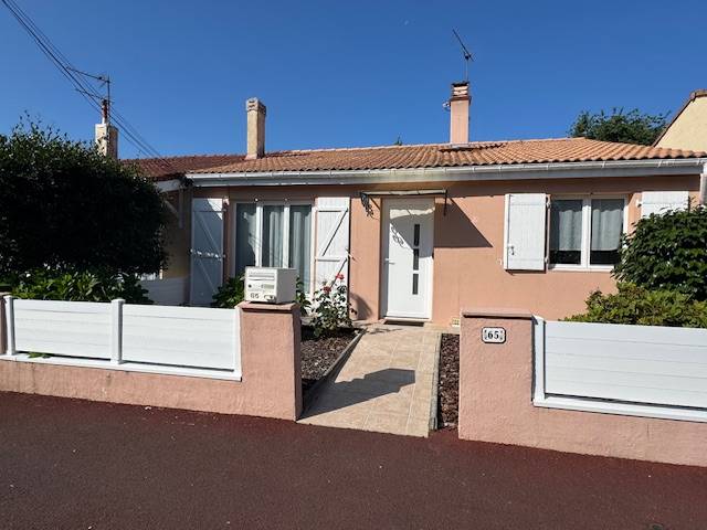CESTAS gazinet, maison mitoyenne de plain-pied de 90m² avec 3 chambres, jardin et garage