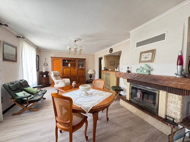 CESTAS, maison individuelle de plain-pied de 109m² avec 3 chambres + bureau, jardin et garage