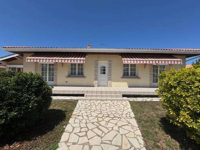 CESTAS, maison individuelle de plain-pied de 109m² avec 3 chambres + bureau, jardin et garage