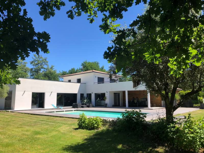 masion d'architecte a la vente sur CESTAS BOURG