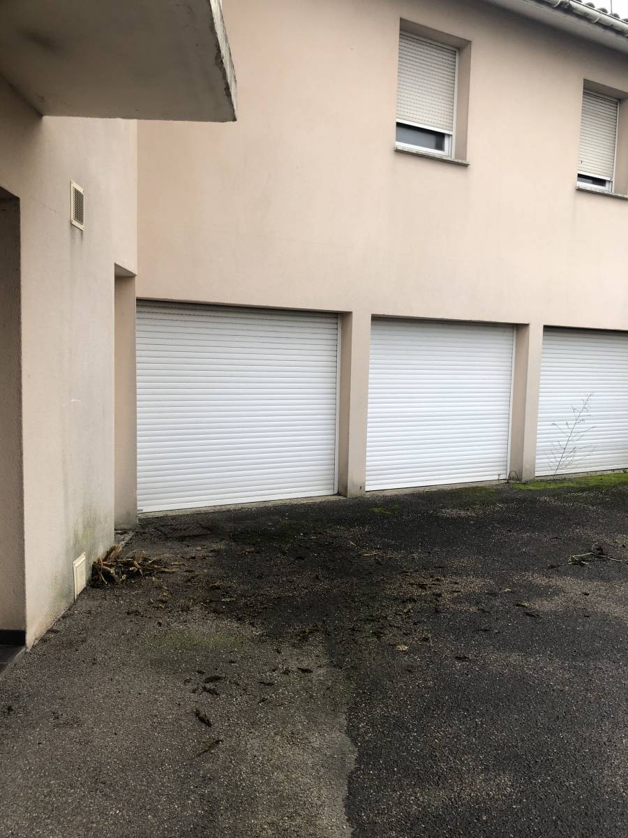 T3 à vendre avec box à Bègles