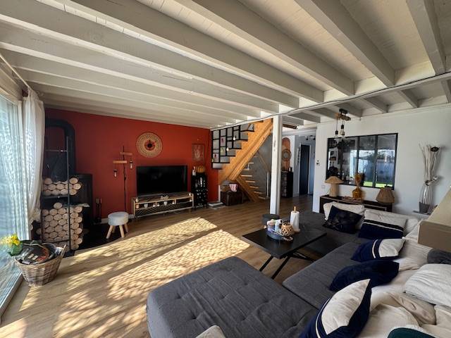 CANEJAN la house, maison mitoyenne à étage de 90m² avec 4 chambres, jardin et piscine