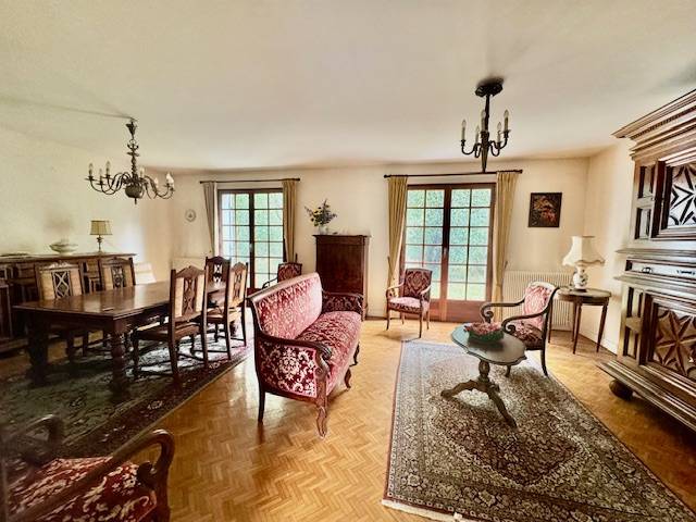 CESTAS réjouit, maison individuelle à étage de 156m² avec 4 chambres, jardin et garage