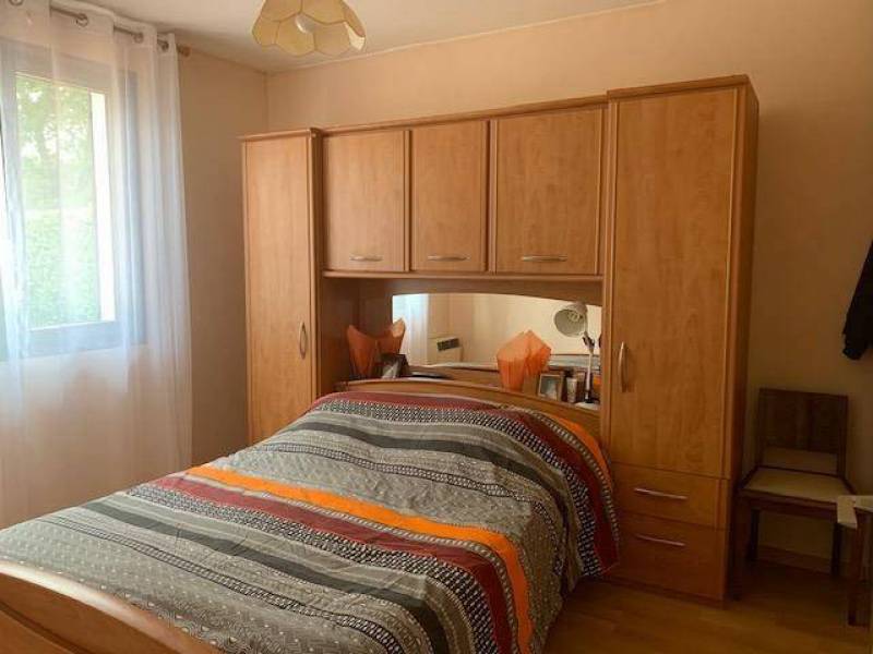 Maison individuelle de plain-pied, 80m² environ, CESTAS Réjouit, 2 chambres, garage et parcelle de 1055m²