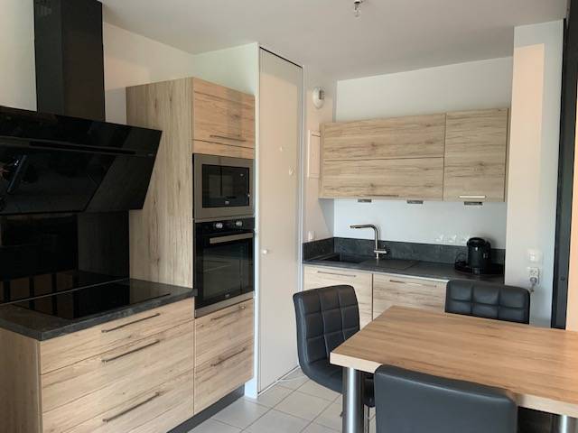 Appartement T2  avec jardinet dans résidence sécurisée