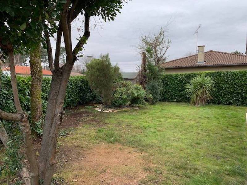 Cestas, maison avec jardin de 620m²