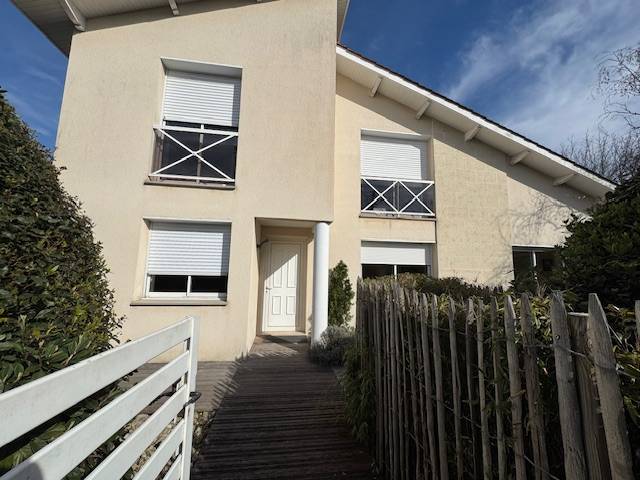 maison récente sur PESSAC