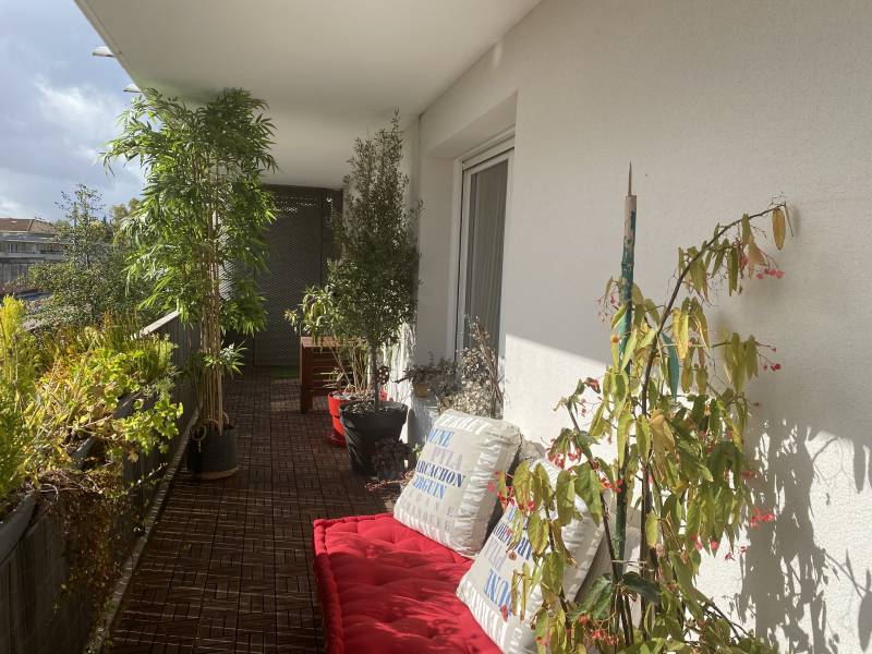 T3 avec grand balcon à acheter Bruges