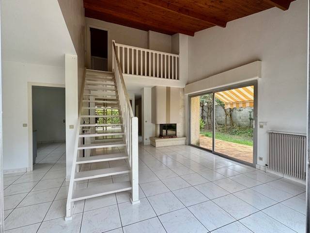 maison à étage à vendre sur Gradignan, 3 chambres et un bureau