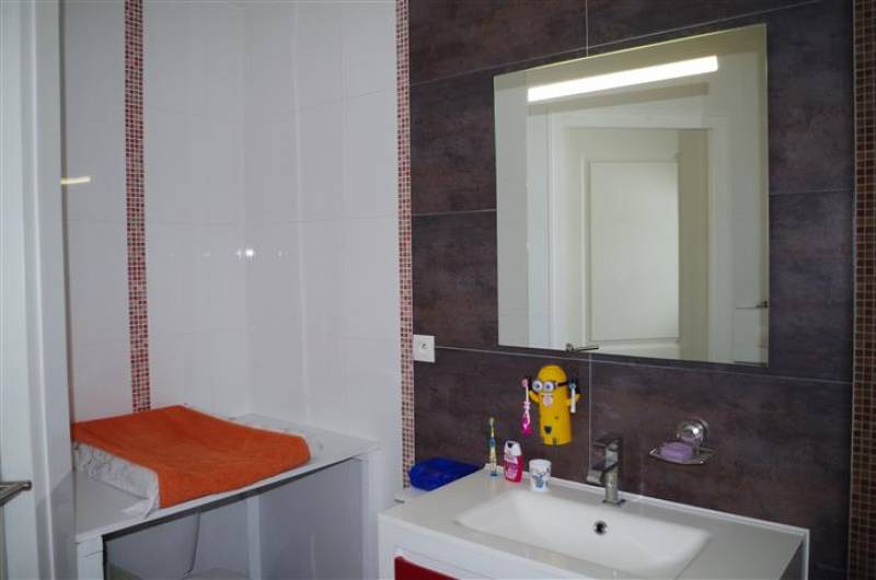 Maison individuelle de plain pied cestas Bourg plain-pied de 106m², 3 chambres, garage sur parcelle de 835m²