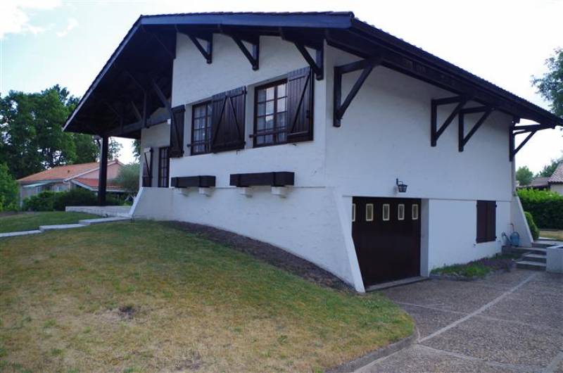 maison 102m², garage à Cestas bourg