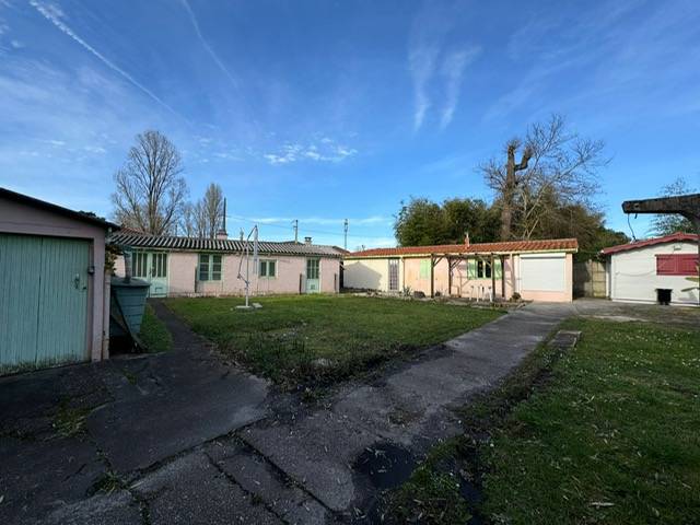 CESTAS Gazinet, terrain viabilisé de 667m², proche des commerces