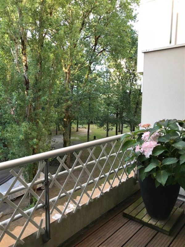 Appartement de type 3, 83m², 2 chambres et balcon sur BORDEAUX CAUDERAN