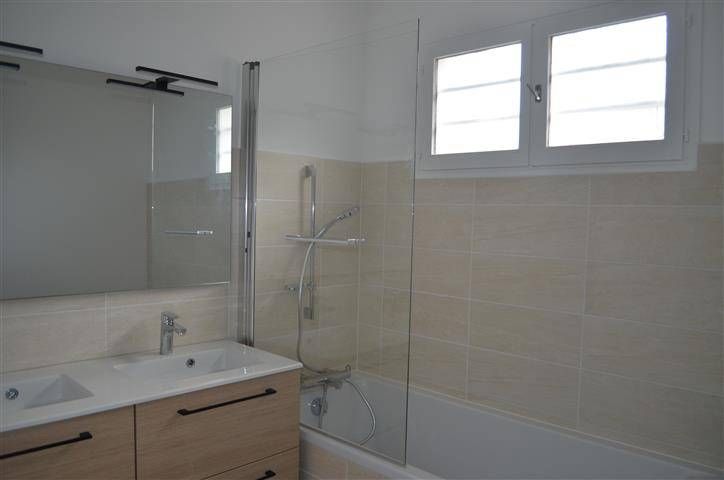 CESTAS Bourg, maison d'environ 110m², 3 chambres