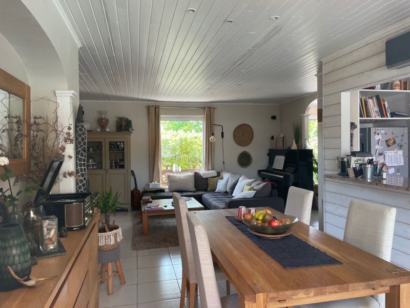 CESTAS, maison à étage, 4 chambres sur 734m² de jardin avec piscine