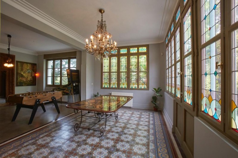 PESSAC, maison de Maître 430m², 6 chambres sur 5522m² de parc arboré avec piscine