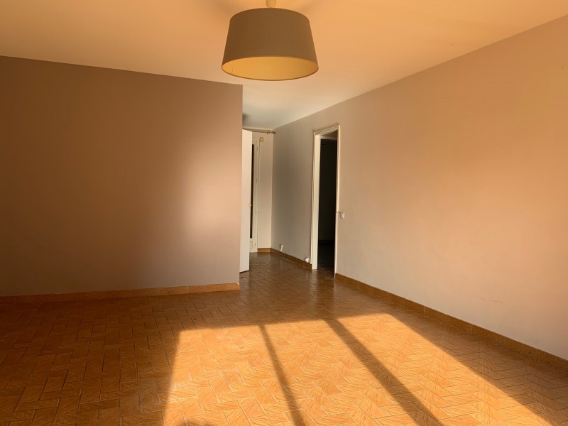 Maison mitoyenne de plain pied, 85m², CANEJAN La house 2 chambres, garage sur parcelle de 343m²