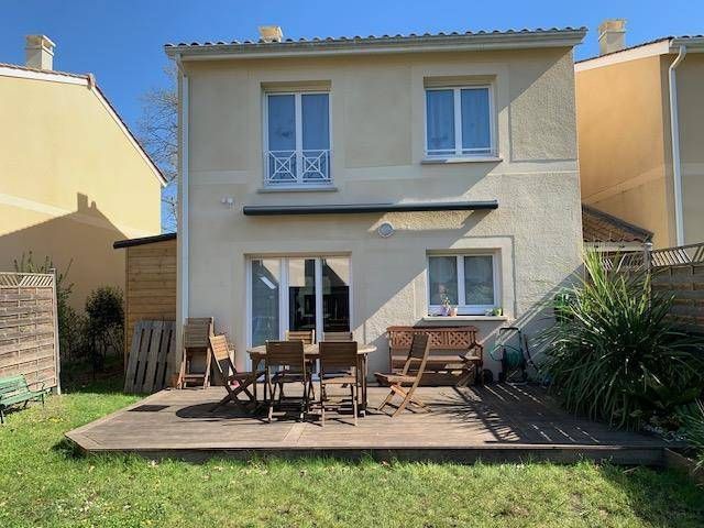 Immobilier à Pessac, acheter maison à étage de 84m² en parfait état avec jardin de 219m²
