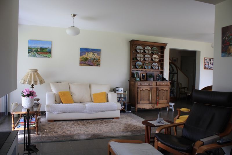 Maison 191m²,  5 chambres sur 1425m² LEOGNAN 