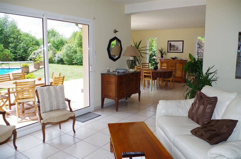 acheter maison beaux volumes cestas rejouit