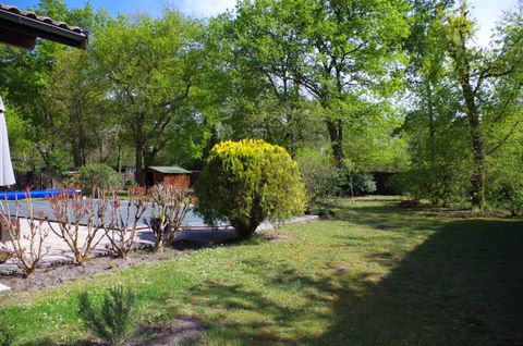 Maison 235m², 5 chambres sur  2133M² avec piscine CESTAS REJOUIT