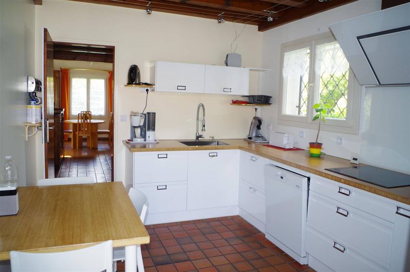 maison avec grande cuisine à vendre cestas