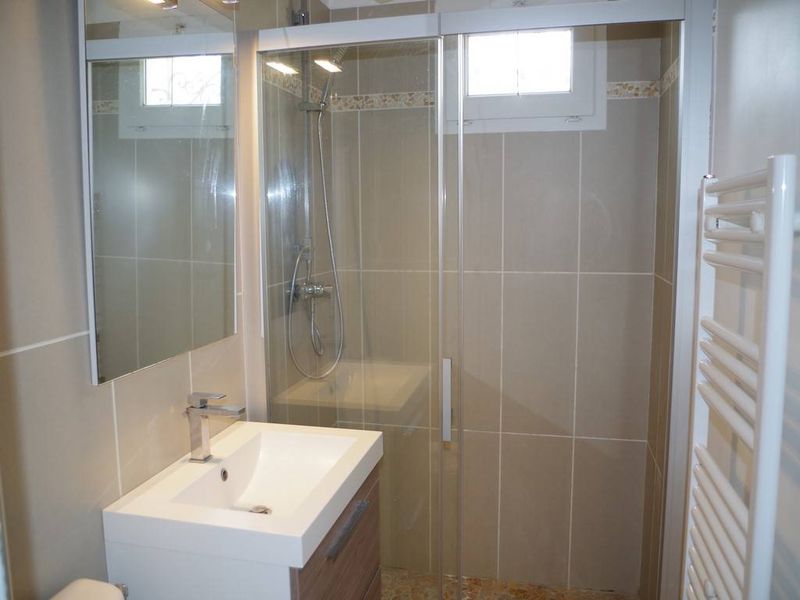 Maison 150m², 5 chambres, garage sur 1275m² de terrain LEOGNAN CENTRE