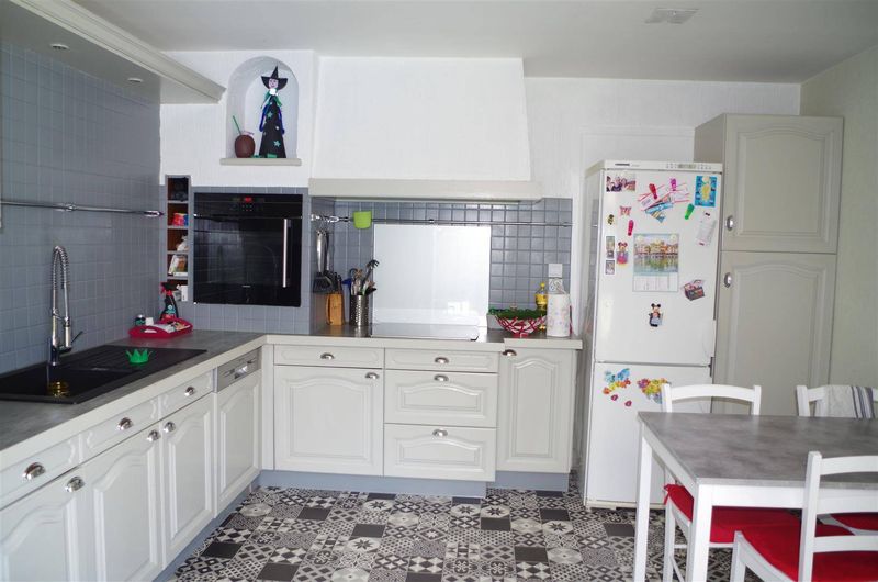 Maison à étage de style landais, 137m², 4 chambres, garage sur 728m² de jardin CESTAS