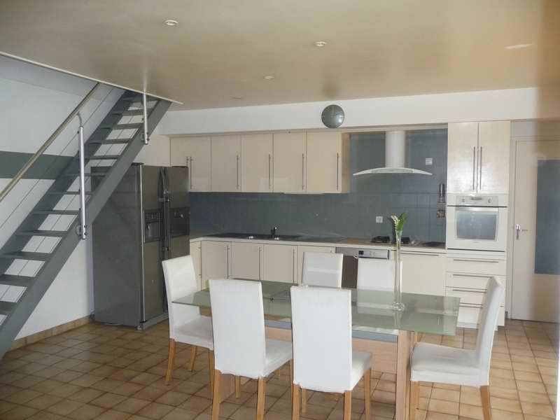 Maison a vendre plain pied 225m²  5 chambres piscine calme proche Cestas Bourg