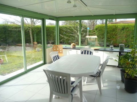 Belle maison de plain pied avec 3 chambres à découvrir entre  Cestas Réjouit et le Bourg