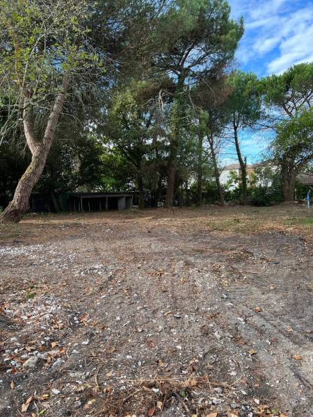 CANEJAN,  terrain 900m², viabilisé